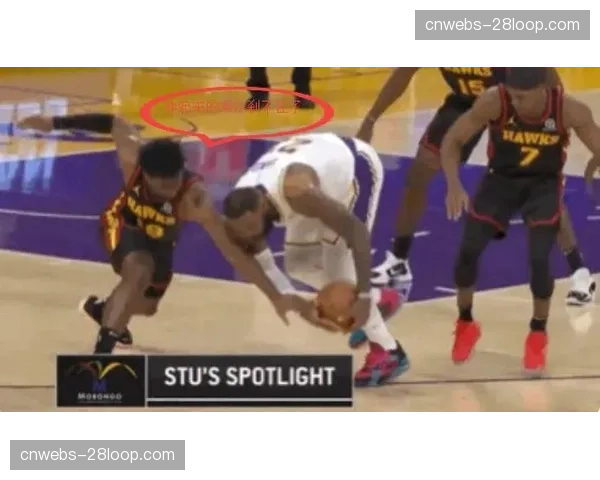 “女子P4P之王克拉雷萨·希尔兹点数完胜对手,统一中量级所有金腰带” “女子P4P之王克拉雷萨·希尔兹点数完胜对手,统一中量级所有金腰带”